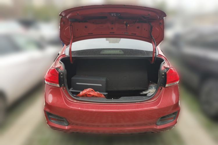 Used Suzuki Alivio  Trunk