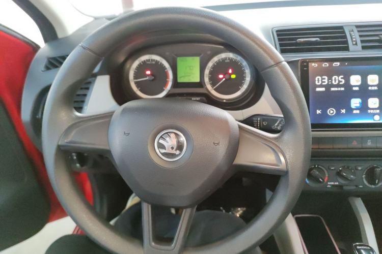 Used Skoda Fabia 2017 1.4L Automatic Car Enjoy Edition
