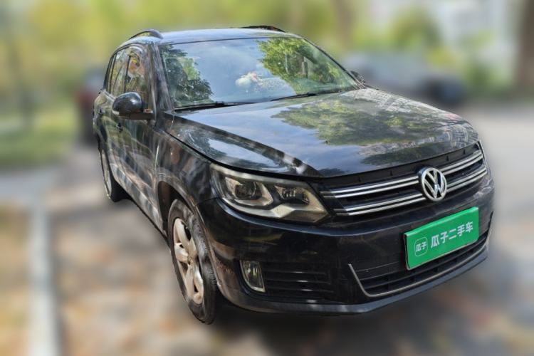 Used Volkswagen Tiguan 2013 1.8 TSI Automatic Two-Wheel Drive Comfort Edition Front Right 45 Deg