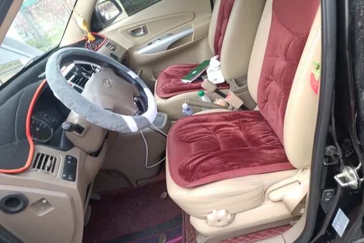 Used Hyundai Tucson 2009 2.0L Automatic Two-Wheel Drive with Sunroof