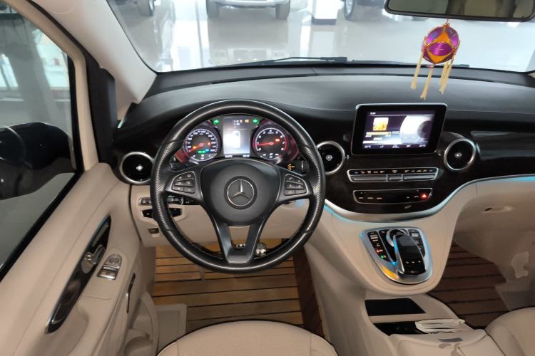 Used Mercedes-Benz V-Class 2018 V 260 L Prestige Extended Version China VI