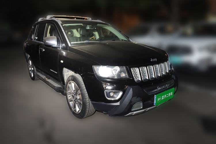 Used Jeep Compass 2014 2.0L two-wheel drive luxury version