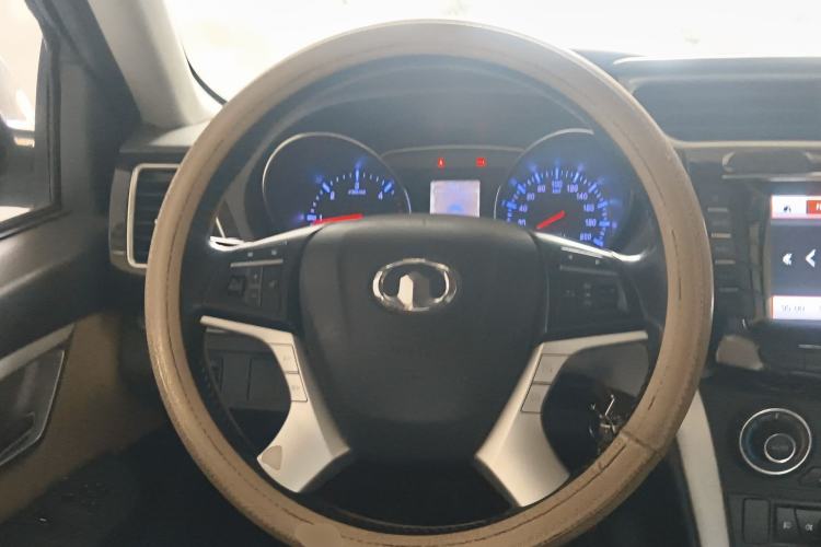 Used Great Wall Wingle 6 2014 2.0T Two-Wheel Drive Navigation Version 4D20B
