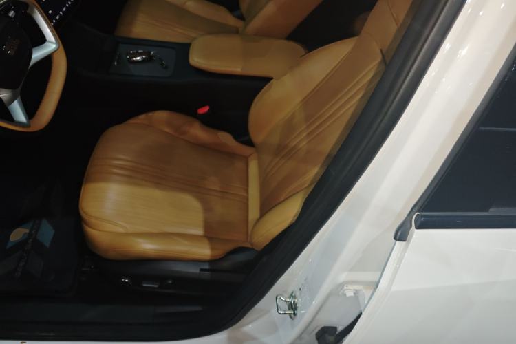 Used Geely Galaxy L7 2023 1.5T 115 km Starship