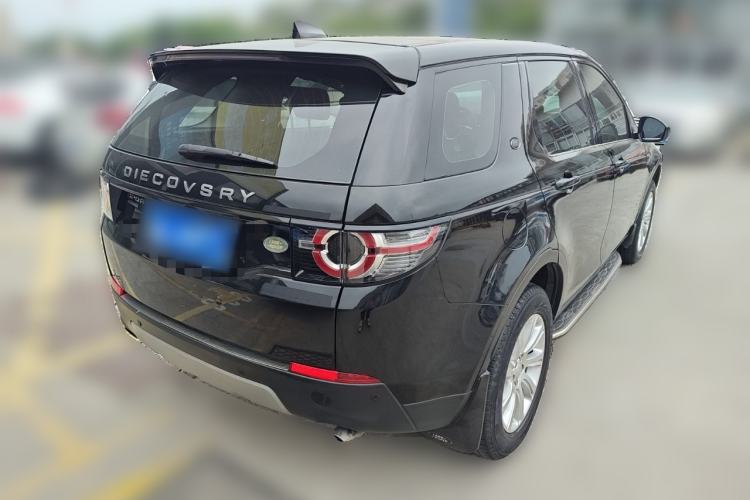 Used Land Rover Discovery Sport 2017 2.0T SE Rear Right 45 Deg