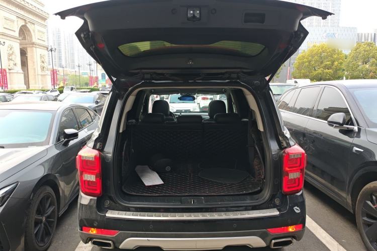 Used GAC Trumpchi GS8 2017 320T Two-Wheel Drive Luxury Smart Connectivity Version (7 Seats) Trunk