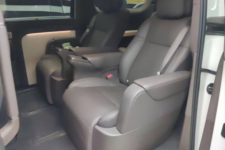 Used Li Auto MEGA 2024 Ultra Model