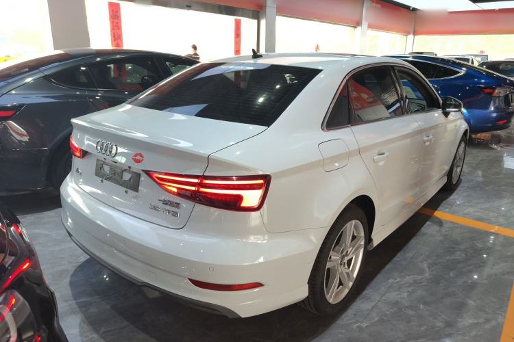 Used Audi A3 2019 Limousine 35 TFSI Fashion Edition China V standard
