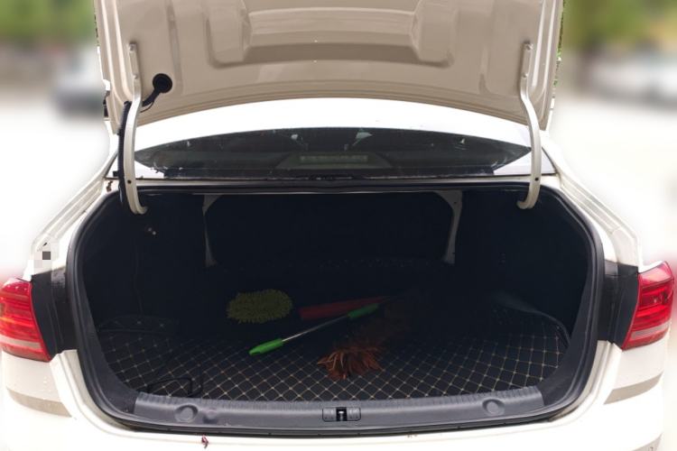 Used Volkswagen Lavida 2018 Classic 1.5L Automatic Comfort Edition China VI Standard
