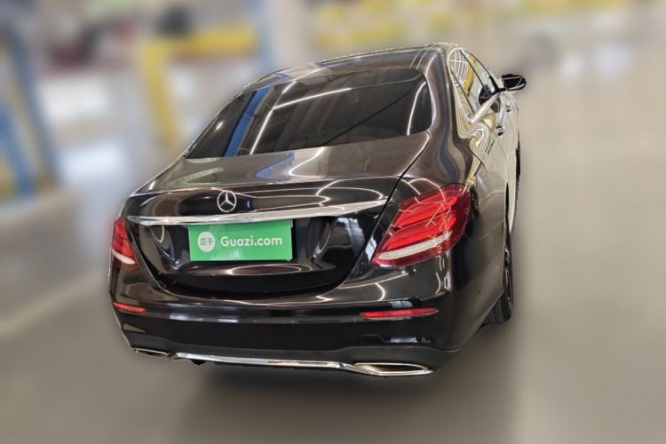 Used Mercedes-Benz E-Class 2019 E 300 L Sporty and Stylish Model