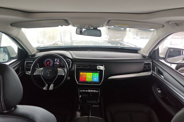 Used Roewe RX8 2019 30T Two-Wheel Drive Supreme Flagship Edition
