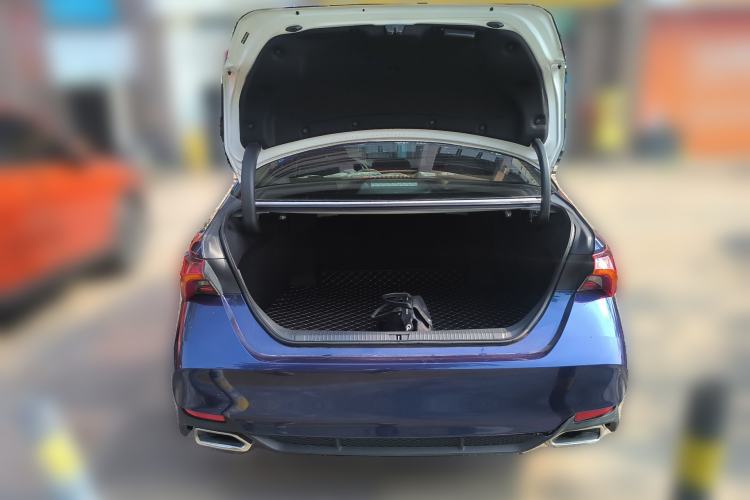 Used Toyota Avalon 2022 2.5L Touring Premium Edition Trunk