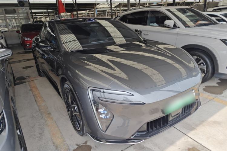 Used Avatr 06 2025 Ultra Pure Electric Edition Exterior 1