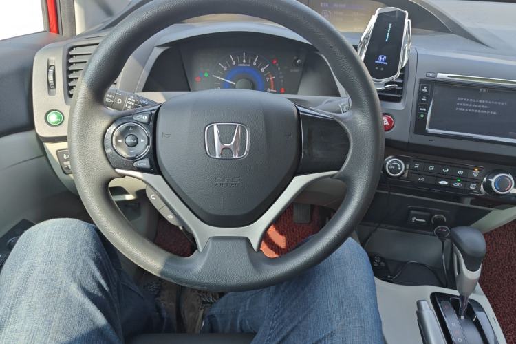 Used Honda Civic 2014 1.8L automatic comfort version