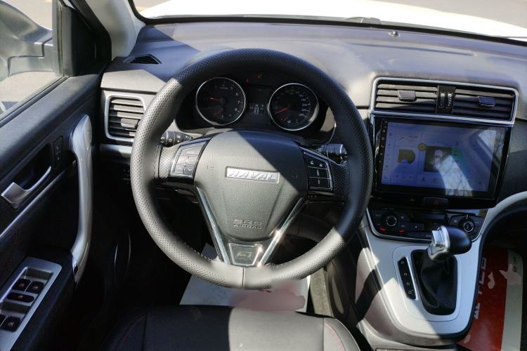 Used Haval M6 2019 1.5T DCT Two-Wheel Drive Value Edition China VI Standard Steering Wheel