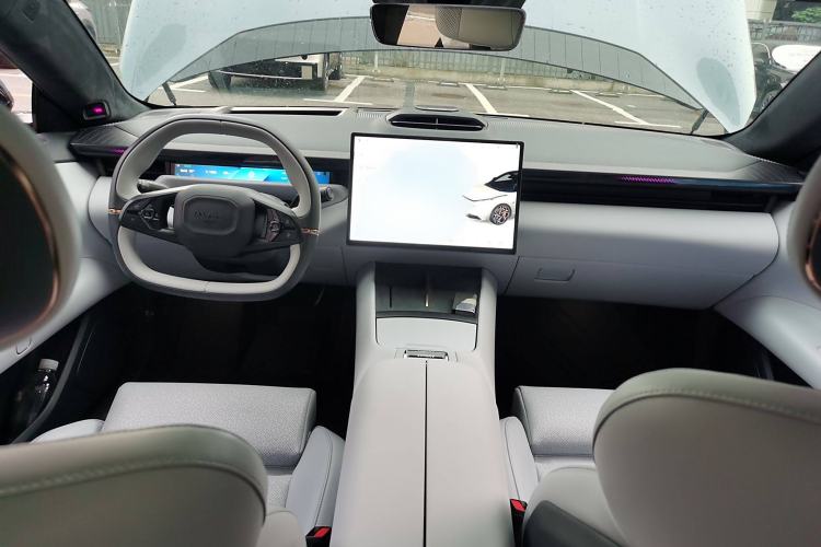 Used Lynk & Co Z10 2025 95 kWh 702 km All-Wheel Drive Intelligent Driving Ultra
