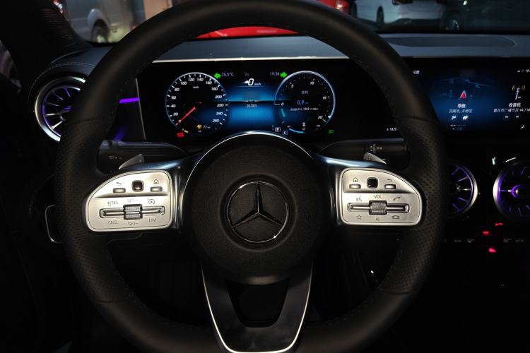 Used Mercedes-Benz A-Class 2020 Restyled A 200 L Sport Sedan Fashion Version
