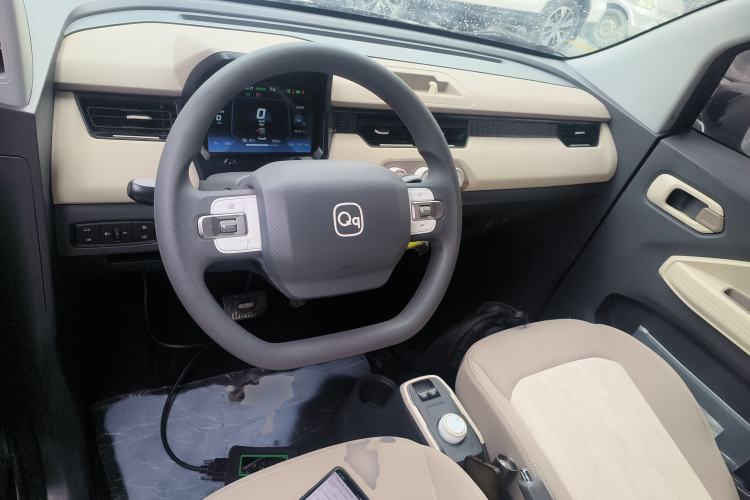 Used Chery QQ Ice Cream 2025 155km Sundae Edition Center Console