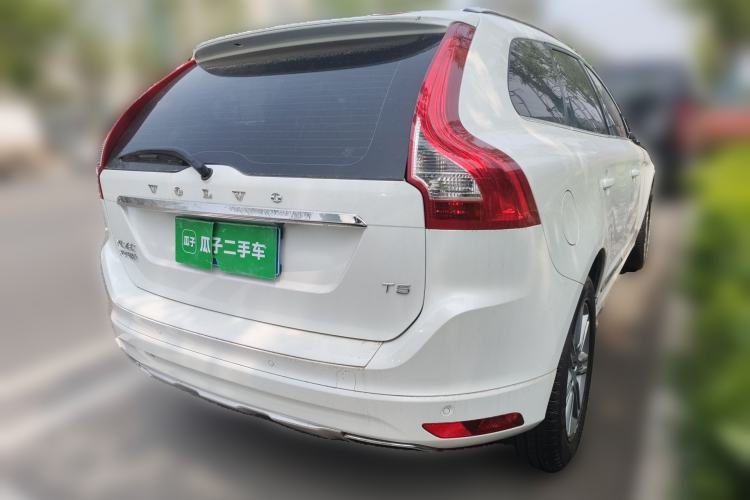 Used Volvo XC60 2015 T5 Smart Upgrade Model Rear Right 45 Deg