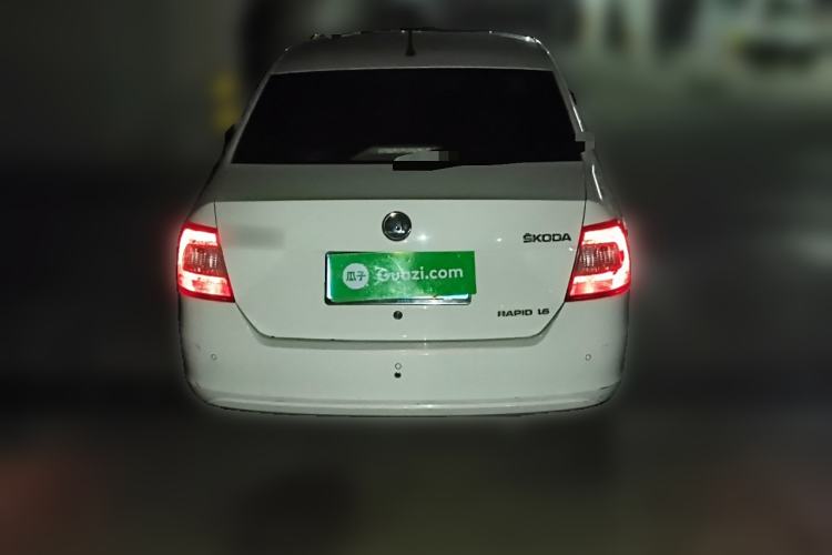 Used Skoda Rapid 2013 1.6L Automatic Smart Selection Model