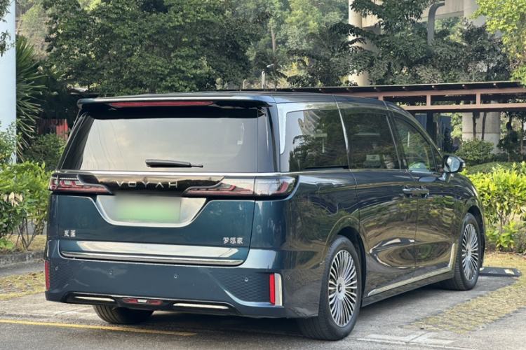 Used VOYAH Dream 2025 PHEV Four-Wheel-Drive Flagship Kunpeng Edition