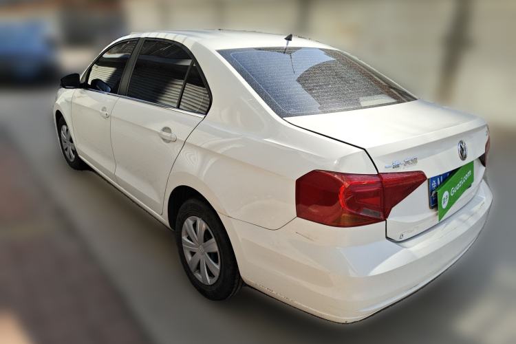 Used Volkswagen Jetta 2017 1.5L Manual Fashion Edition
