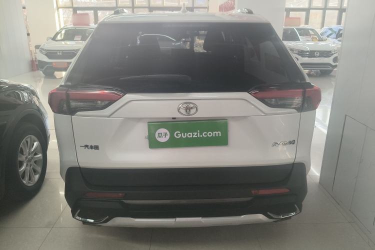 Used Toyota RAV4 2021 2.0L CVT Two-Wheel Drive Fashion Edition
