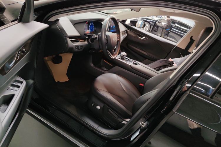 Used Hongqi E-QM5 2021 Charging Version Flagship Edition