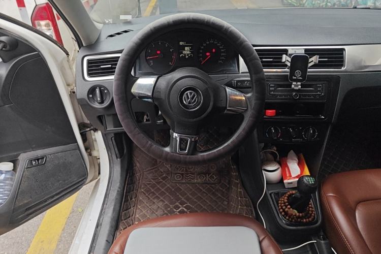 Used Volkswagen Santana 2015 1.4L Manual Fashion Edition