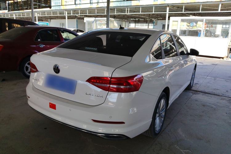 Used Volkswagen Lavida 2021 1.5L Automatic Comfort Edition
