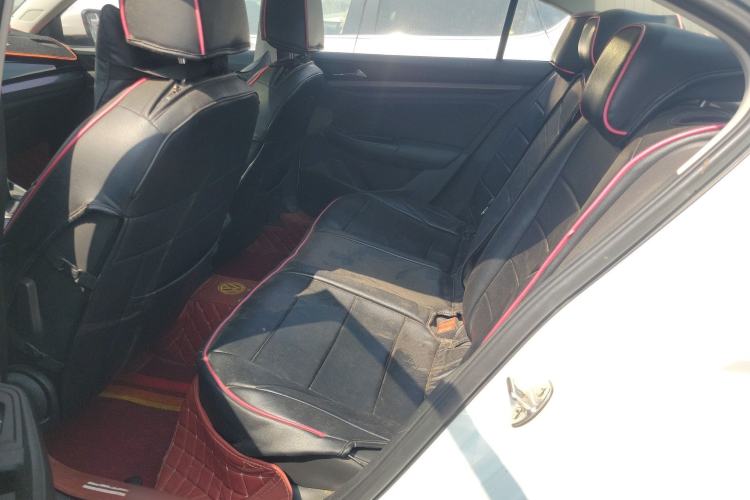 Used Volkswagen Bora 2019 1.5L Manual Comfort Version
