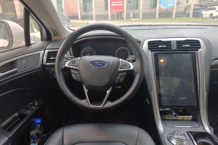 Used Ford Mondeo 2017 EcoBoost 180 Stylish Model Steering Wheel