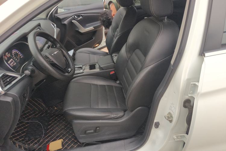 Used Venucia T90 2017 2.0L CVT Smart Edition
