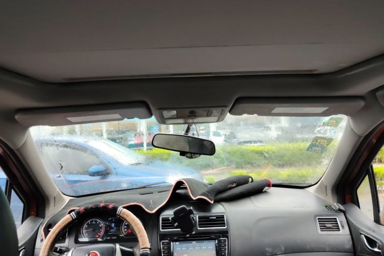 Used FORTHING Joyear X5 2013 1.6L Manual Luxury Model China IV Standard Headliner