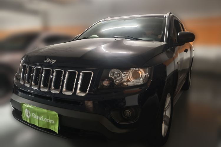 Used Jeep Compass 2014 2.0L two-wheel drive sport version