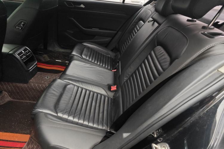 Used Volkswagen Magotan 2018 280TSI DSG Leading Model Left Rear Seat