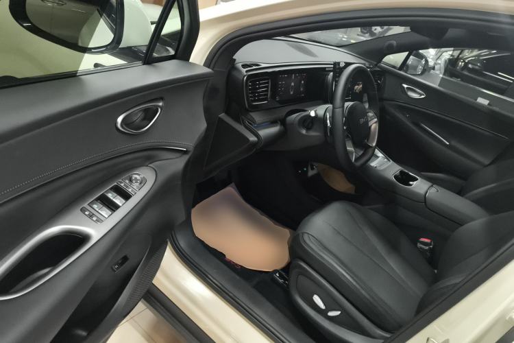 Used BYD Sealion 06 New Energy 2025 Model DM-i 170 Navigation Pro Edition
