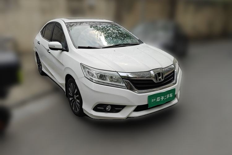 Used Honda Crider 2013 1.8L automatic luxury edition Front Right 45 Deg