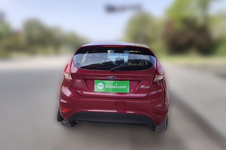 Used Ford Fiesta 2013 Hatchback 1.5L Manual Fashion Edition
