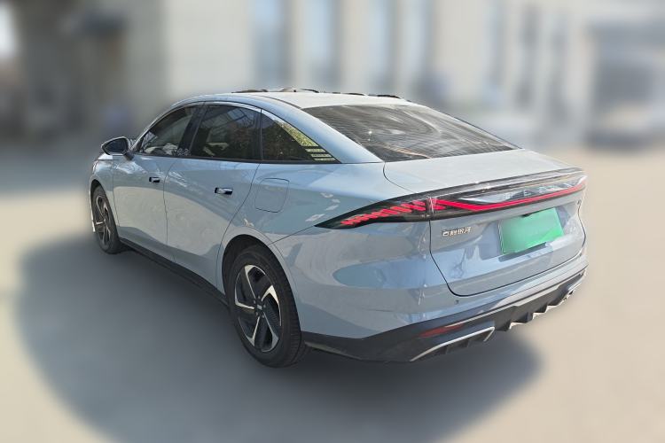 Used Geely Galaxy L6 2023 125km PLUS
