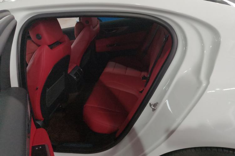 Used Jaguar XEL 2024 2.0T 250 PS R-DYNAMIC S Advanced Sport Edition
