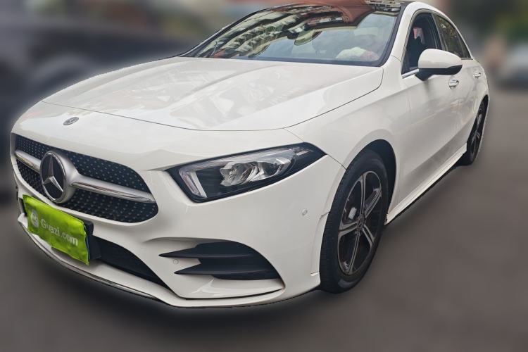 Used Mercedes-Benz A-Class 2022 Revised Version A 200 L Sport Sedan Fashionable Style