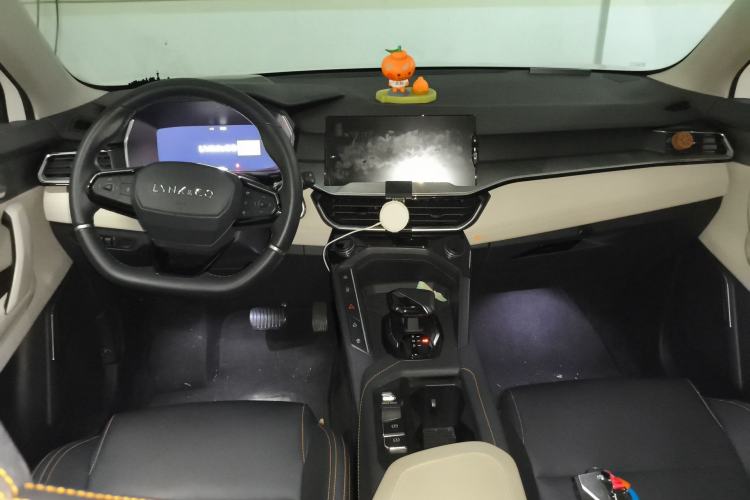 Used Lynk & Co 06 EM-P 2022 PHEV 84 km Range Pro Version