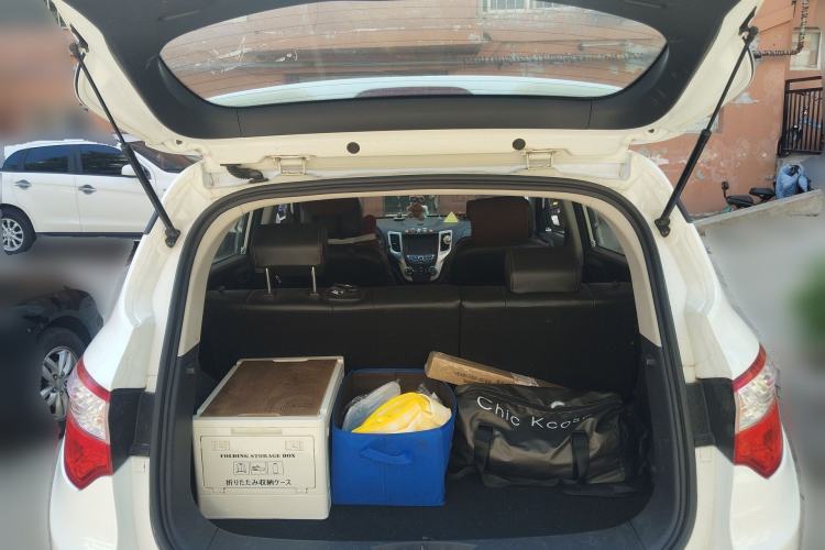 Used CHANGAN CS35 2014 1.6L Manual Luxury Model China IV Standard
