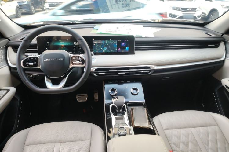 Used JETOUR X70 2023 Zhege 2.0T DCT Wolong 5-Seater