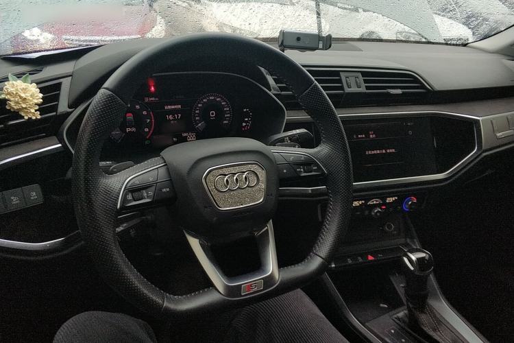 Used Audi Q3 Sportback 2020 40 TFSI Fashion Model
