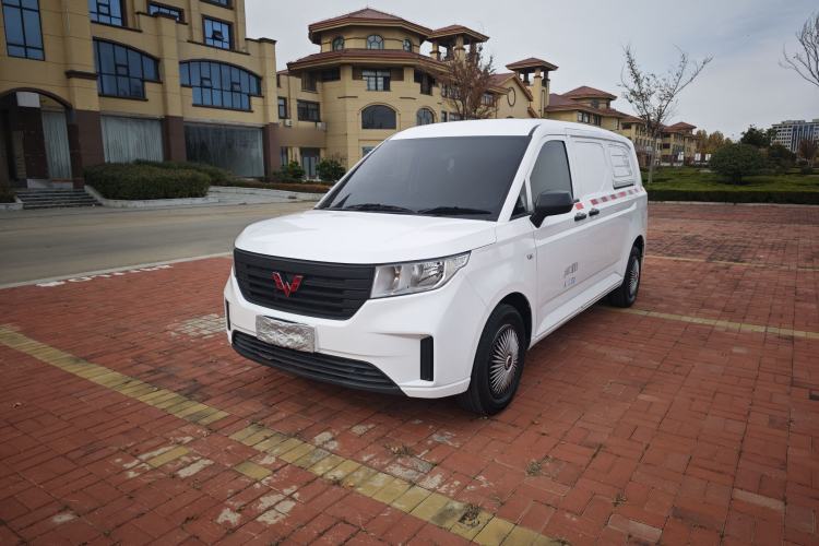 Used Wuling Zhengcheng 2021 1.5T Manual Comfort Version with Enclosed Windows