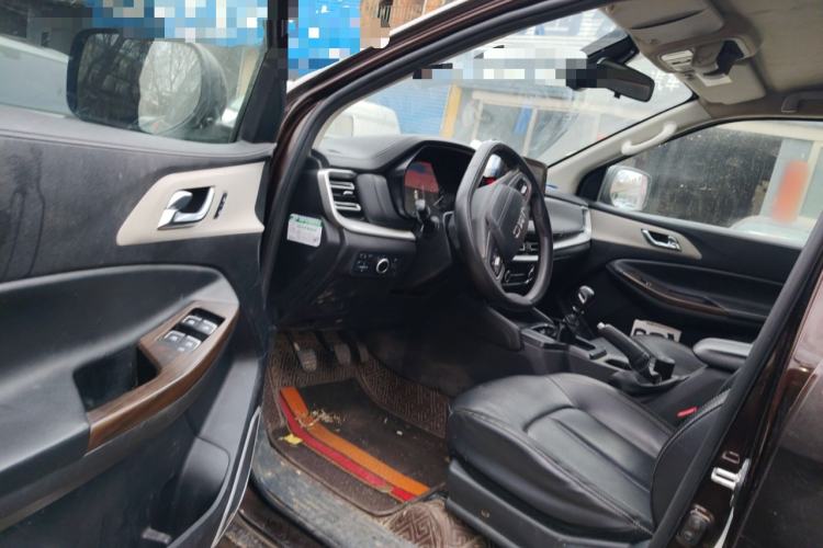 Used JMC Yuhu 7 2022 2.0T Manual Diesel 4x4 Comfort Version Standard Wheelbase Driver Seat