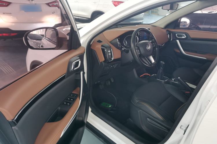 Used Dongfeng Aeolus AX4 2017 1.6L Manual ChaoShang Model
