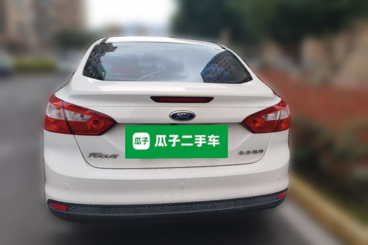 Used Ford Focus 2012 Sedan 1.6L Automatic Fashion Edition